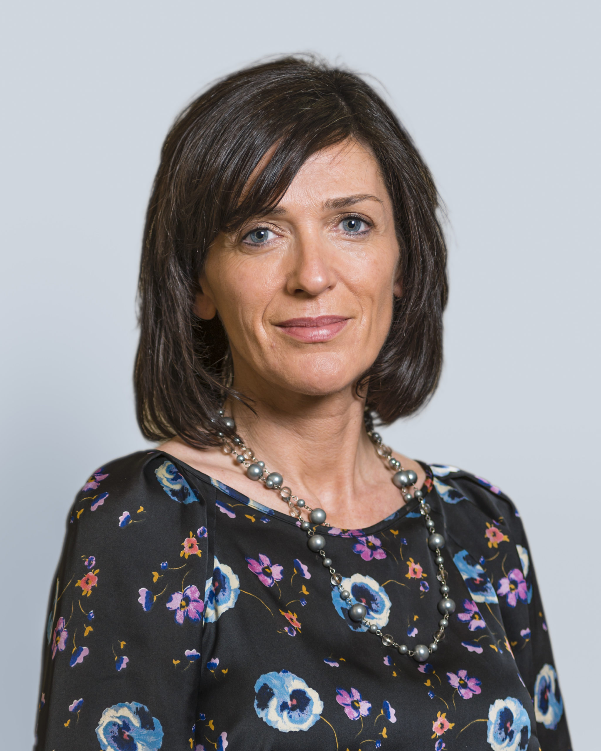 Professional headshot of Caroline Gilroy, Executive Coach & Facilitator, supporting leaders and teams in developing leadership capability, communication, and organisational effectiveness.